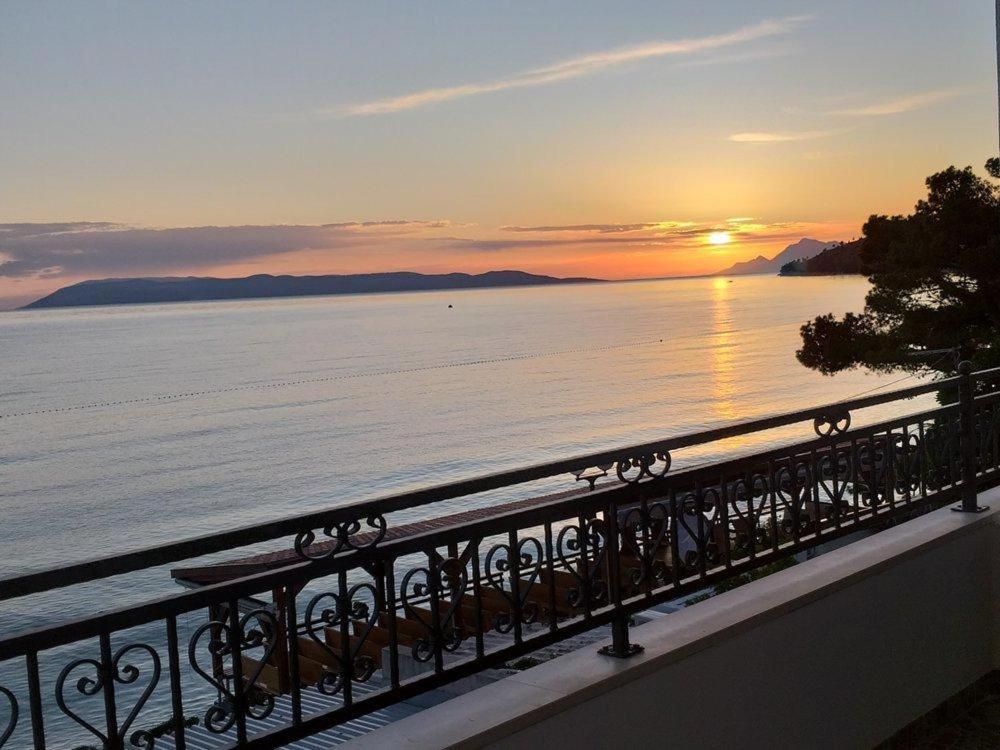 Apartmani Mirona - Tučepi Exteriör bild