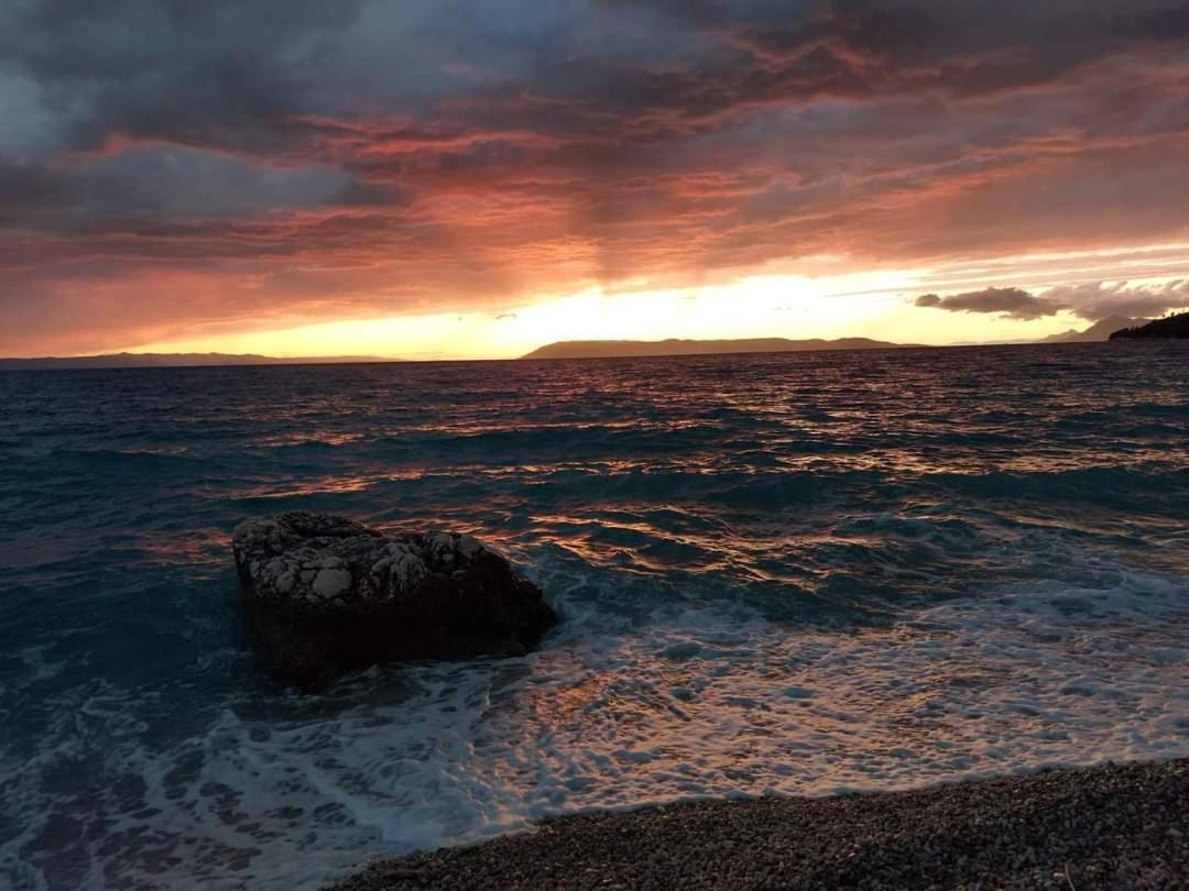 Apartmani Mirona - Tučepi Exteriör bild